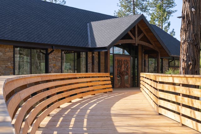 Yosemite's Luxury Lodging | Firefall Ranch